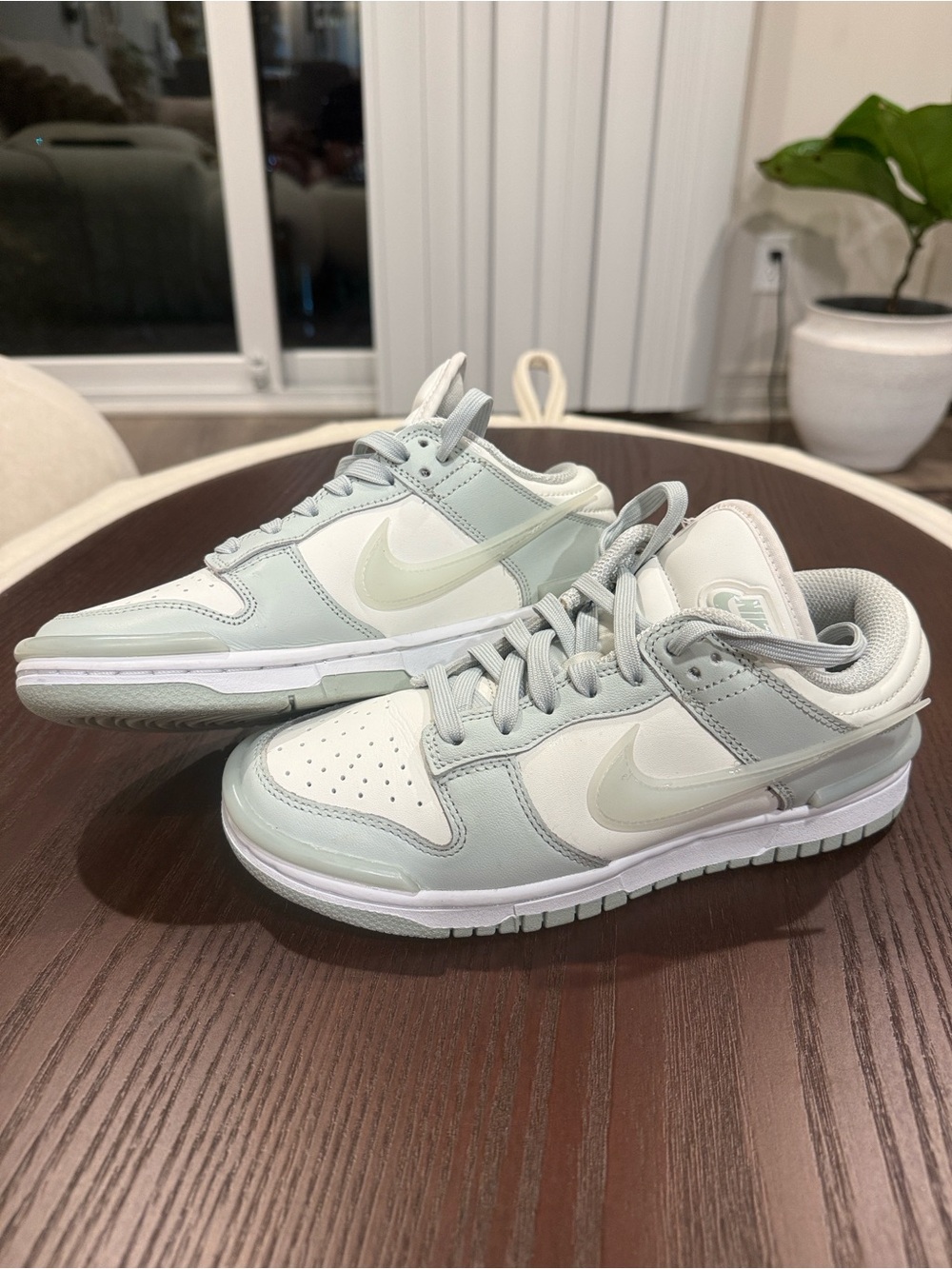 Nike Women’s dunks